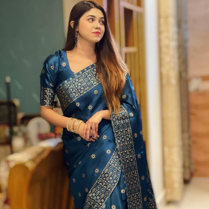 জাপানি সিল্ক বধুয়া বেনারসি শাড়ি + ব্লাউজ S-22 (Cobalt Blue)